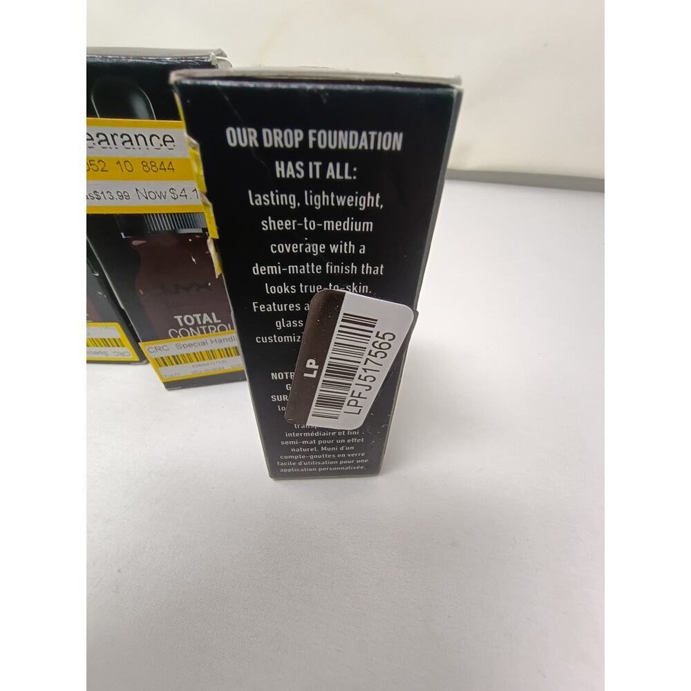 NYX Total Control Pro Drop Foundation - Deep Ebony 5pk - Picture 4 of 5